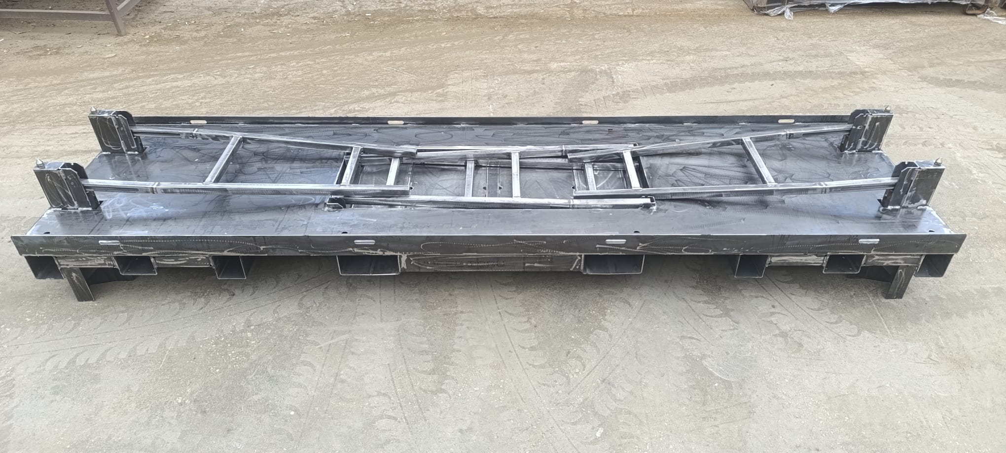 ÖZEL PARÇA TAŞIMA KONTEYNERİ-63